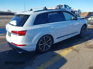 2020 Audi SQ7 z VIN WA1VWAF73LD010561, wystawiony jako IAAI lot #41344764 z przebiegiem Nie podano mil oraz . Historia ofert i sprzedaży dostępna na DreamBid. Obrazek 4.