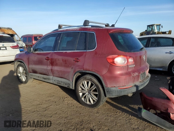 2011 Volkswagen Tiguan SEL with VIN WVGBV7AX4BW001386, listed as a Copart auction lot 44495945 with 149,806 mi miles and Salvage Title. Bid and sale history available at DreamBid. Image 2.