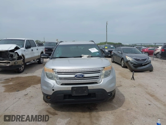 2012 Ford Explorer XLT z VIN 1FMHK7D84CGA53376, wystawiony jako IAAI lot #42050839 z przebiegiem 204 314 mil mil oraz . Historia ofert i sprzedaży dostępna na DreamBid. Obrazek 12.
