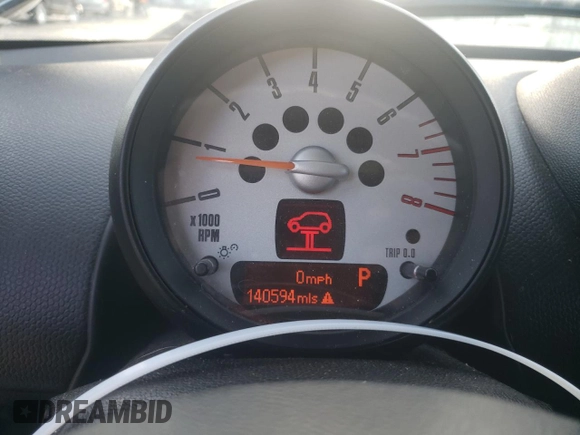 2011 MINI Countryman with VIN WMWZB3C59BWH94894, listed as a Copart auction lot 47979475 with 140,594 mi miles and Clean title. Bid and sale history available at DreamBid. Image 9.