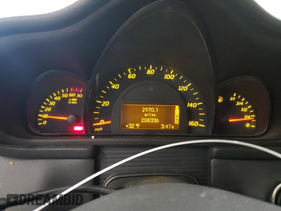 2003 Mercedes-Benz C with VIN WDBRN64J93A459216, listed as a Copart auction lot 87855085 with 208,336 mi miles and Salvage title. Bid and sale history available at DreamBid. Image 9.