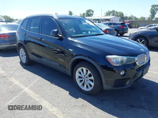 2016 BMW X3 sDrive28i z VIN 5UXWZ7C5XG0R32120, wystawiony jako IAAI lot #42235348 z przebiegiem 100 447 mil mil oraz . Historia ofert i sprzedaży dostępna na DreamBid. Obrazek 1.