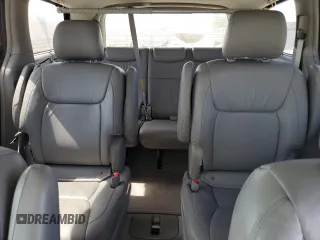2005 Toyota Sienna XLE z VIN 5TDBA22C75S045028, wystawiony jako Copart lot #59695655 z przebiegiem 52 617 mil mil oraz Czysty tytuł • Clean title. Historia ofert i sprzedaży dostępna na DreamBid. Obrazek 10.