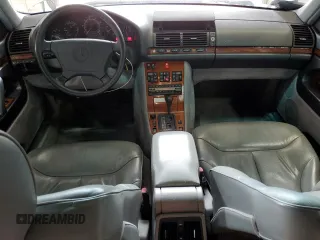 1992 Mercedes-Benz S 320 z VIN WDBGA32E4NA019320, wystawiony jako Copart lot #55062305 z przebiegiem 163 212 mil mil oraz Szkoda całkowita • Salvage title. Historia ofert i sprzedaży dostępna na DreamBid. Obrazek 8.