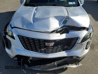 2022 Cadillac XT4 AWD Premium Luxury with VIN 1GYFZDR42NF100239, listed as a Copart auction lot 80175144 with 48,088 mi miles and Salvage Title. Bid and sale history available at carsss.com. Image 12.