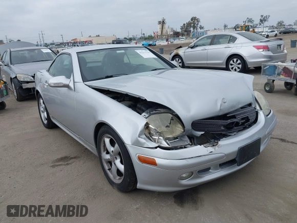 2004 Mercedes-Benz SLK 230/320 with VIN WDBKK65F44F311256, listed as a IAAI auction lot 42211336 with 66,484 mi miles and . Bid and sale history available at DreamBid. Image 1.