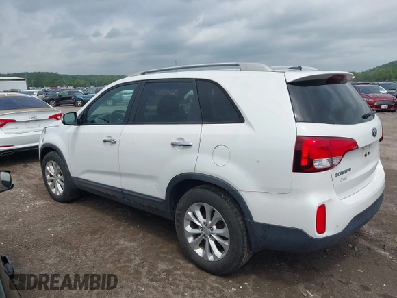 2015 Kia Sorento EX with VIN 5XYKU4A71FG647090, listed as a IAAI auction lot 42100215 with 121,842 mi miles. Bid and sale history available at carsss.com. Image 15.