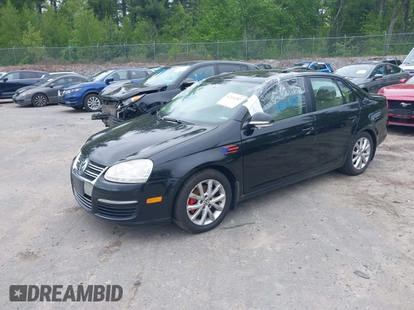 2010 Volkswagen Jetta Limited Edition with VIN 3VWRZ7AJXAM161335, listed as a IAAI auction lot 42326387 with 111,967 mi miles and . Bid and sale history available at DreamBid. Image 19.