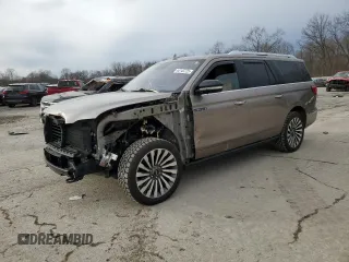 2019 Lincoln Navigator Reserve z VIN 5LMJJ3LT7KEL21475, wystawiony jako Copart lot #44143725 z przebiegiem 28 497 mil mil oraz Szkoda całkowita • Salvage title. Historia ofert i sprzedaży dostępna na DreamBid. Obrazek 1.
