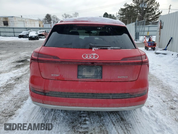 2021 Audi e-tron Prestige z VIN WA1VAAGE8MB040969, wystawiony jako Copart lot #44968835 z przebiegiem 24 137 mil mil oraz Szkody całkowita. Historia ofert i sprzedaży dostępna na DreamBid. Obrazek 6.