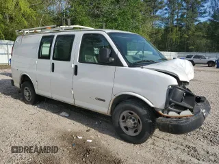 2006 Chevrolet Express Cargo z VIN 1GCGG25V461187613, wystawiony jako Copart lot #52344335 z przebiegiem Nie podano mil oraz Szkoda całkowita • Salvage title. Historia ofert i sprzedaży dostępna na DreamBid. Obrazek 4.