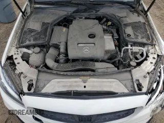 2018 Mercedes-Benz C 300 z VIN 55SWF4KB1JU239945, wystawiony jako Copart lot #54153275 z przebiegiem 100 540 mil mil oraz Szkoda całkowita • Salvage title. Historia ofert i sprzedaży dostępna na DreamBid. Obrazek 11.