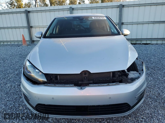 2019 Volkswagen Golf SEL Premium with VIN WVWPR7AU1KW907824, listed as a Copart auction lot 83058704 with 23,688 mi miles and Salvage title. Bid and sale history available at DreamBid. Image 5.