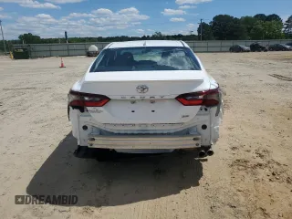 2022 Toyota Camry SE with VIN 4T1G11AK3NU682174, listed as a Copart auction lot 55779425 with 105,630 mi miles and Clean Title. Bid and sale history available at DreamBid. Image 6.
