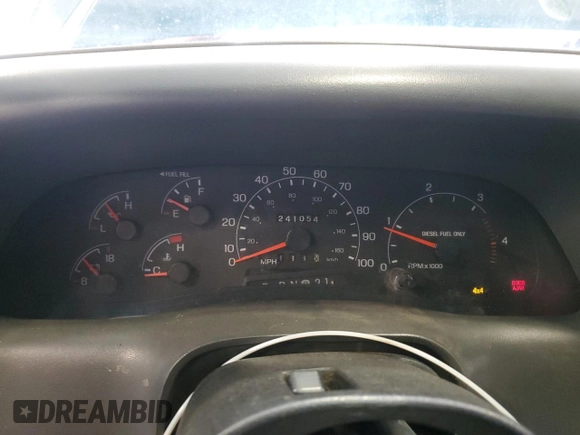 2000 Ford F-250 XL with VIN 1FTNX21F5YED17075, listed as a Copart auction lot 49782365 with 241,054 mi miles and Non repairable. Bid and sale history available at DreamBid. Image 9.