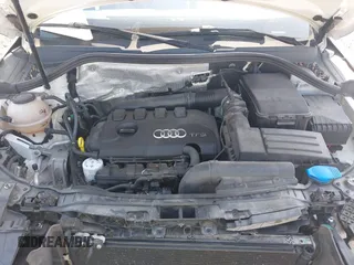 2018 Audi Q3 Premium with VIN WA1ECCFS3JR016577, listed as a IAAI auction lot 42177891 with 91,876 mi miles and . Bid and sale history available at DreamBid. Image 10.