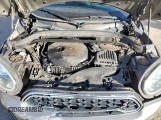 2017 MINI Countryman Cooper S with VIN WMZYT5C38H3D79260, listed as a Copart auction lot 86428984 with 110,407 mi miles and Salvage title. Bid and sale history available at DreamBid. Image 13.