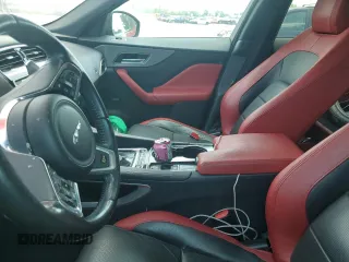 2017 Jaguar F-Pace S с VIN SADCM2BV0HA052552, выставлен на аукционе Copart как лот 62494825 с пробегом Не указан миль и Списание • Salvage title. История ставок и продаж доступна на DreamBid. Изображение 7.
