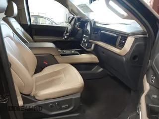 2023 Ford Expedition Limited with VIN 1FMJU2A85PEA53262, listed as a IAAI auction lot 41973811 with 56,314 mi miles. Bid and sale history available at carsss.com. Image 5.