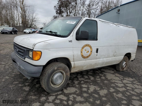 2003 Ford Econoline Cargo Van with VIN 1FTNE24L53HB92044, listed as a Copart auction lot 44362545 with 221,762 mi miles and Salvage Title. Bid and sale history available at carsss.com. Image 1.