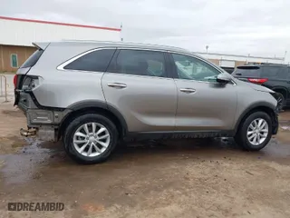 2018 Kia Sorento L with VIN 5XYPG4A35JG399820, listed as a IAAI auction lot 41840845 with 134,409 mi miles. Bid and sale history available at carsss.com. Image 14.