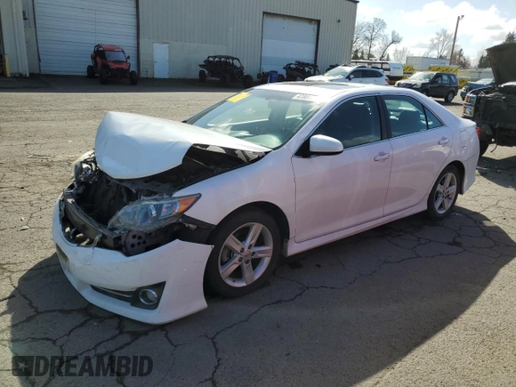 2014 Toyota Camry L with VIN 4T1BF1FKXEU726367, listed as a Copart auction lot 47887285 with 115,379 mi miles and Salvage Title. Bid and sale history available at DreamBid. Image 1.