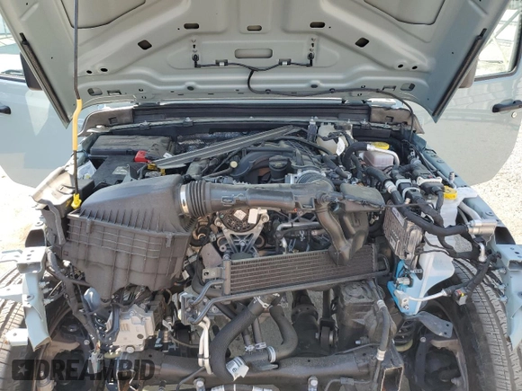 2024 Jeep Wrangler Sahara z VIN 1C4PJXEG2RW263319, wystawiony jako Copart lot #55074775 z przebiegiem 10 867 mil mil oraz Szkoda całkowita • Salvage title. Historia ofert i sprzedaży dostępna na DreamBid. Obrazek 12.