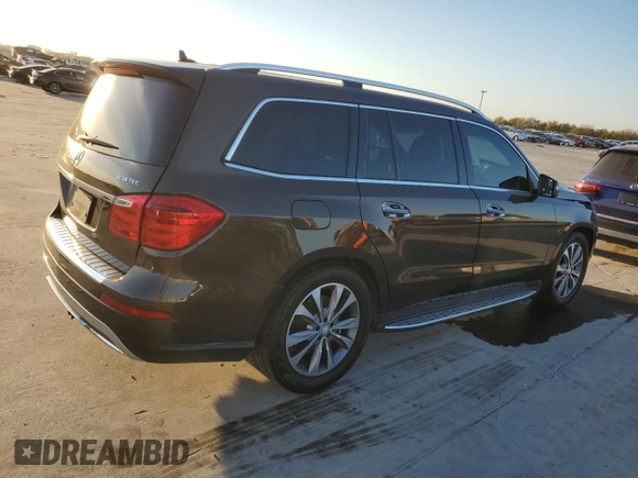 2016 Mercedes-Benz GL with VIN 4JGDF2EEXGA682904, listed as a Copart auction lot 82982294 with 61,004 mi miles and Salvage Title. Bid and sale history available at carsss.com. Image 3.