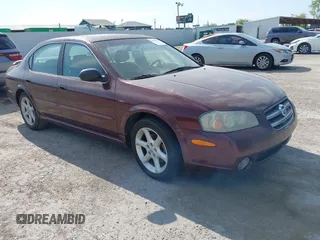 2003 Nissan Maxima SE z VIN JN1DA31D93T517109, wystawiony jako IAAI lot #42019171 z przebiegiem 168 494 mil mil oraz . Historia ofert i sprzedaży dostępna na DreamBid. Obrazek 1.