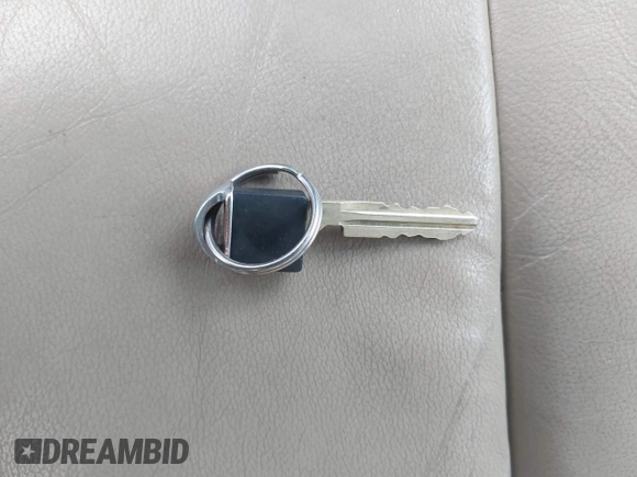 2005 Nissan Murano SL z VIN JN8AZ08W75W439711, wystawiony jako IAAI lot #41876752 z przebiegiem 179 361 mil mil oraz . Historia ofert i sprzedaży dostępna na DreamBid. Obrazek 11.