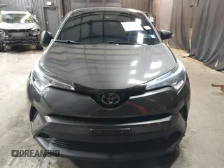 2019 Toyota C-HR XLE z VIN NMTKHMBX3KR083103, wystawiony jako IAAI lot #41935669 z przebiegiem 39 841 mil mil oraz . Historia ofert i sprzedaży dostępna na DreamBid. Obrazek 12.