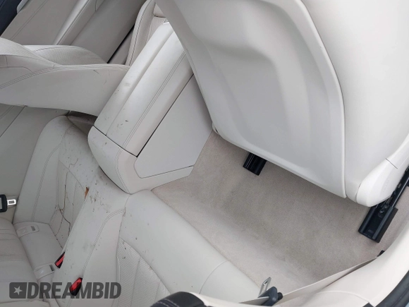 2020 BMW 8 Series M850i xDrive with VIN WBABC4C03LCE83098, listed as a IAAI auction lot 41430012 with 27,073 mi miles. Bid and sale history available at carsss.com. Image 8.