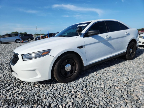 2016 Ford Police Interceptor with VIN 1FAHP2MK0GG102427, listed as a Copart auction lot 58911285 with 113,598 mi miles and Non repairable. Bid and sale history available at DreamBid. Image 1.
