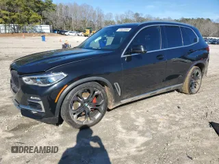 2019 BMW X5 xDrive40i with VIN 5UXCR6C51KLL33952, listed as a Copart auction lot 44620695 with 0 mi miles and Salvage Title. Bid and sale history available at carsss.com. Image 1.