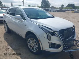 2017 Cadillac XT5 FWD with VIN 1GYKNARS0HZ107734, listed as a IAAI auction lot 41882031 with 89,397 mi miles. Bid and sale history available at carsss.com. Image 1.