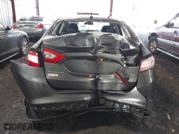 2015 Ford Fusion SE with VIN 1FA6P0H74F5105133, listed as a IAAI auction lot 41212659 with 186,378 mi miles. Bid and sale history available at carsss.com. Image 16.