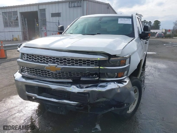 2019 Chevrolet Silverado 2500HD Work Truck with VIN 2GC2CREGXK1137979, listed as a IAAI auction lot 38536415 with 117,068 mi miles. Bid and sale history available at carsss.com. Image 6.