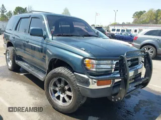 1998 Toyota 4Runner SR5 with VIN JT3HN86R3W0170519, listed as a IAAI auction lot 41894136 with 185,261 mi miles and . Bid and sale history available at DreamBid. Image 1.