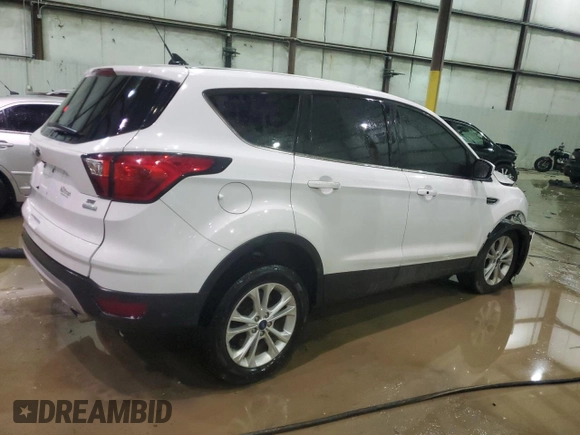 2019 Ford Escape SE with VIN 1FMCU0GD7KUB99288, listed as a Copart auction lot 45364095 with 86,723 mi miles and Salvage Title. Bid and sale history available at carsss.com. Image 3.