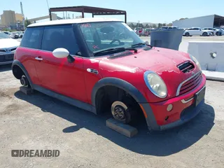 2005 MINI Hardtop S with VIN WMWRE33535TL12429, listed as a IAAI auction lot 42162496 with 176,573 mi miles and . Bid and sale history available at DreamBid. Image 1.