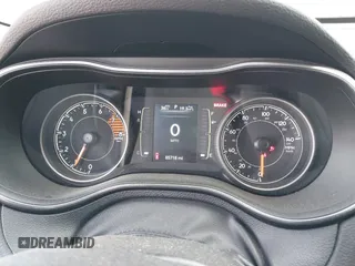 2019 Jeep Cherokee Latitude Plus with VIN 1C4PJLLX5KD403828, listed as a IAAI auction lot 41694076 with 85,718 mi miles and . Bid and sale history available at DreamBid. Image 7.