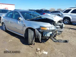 2008 Acura TL with VIN 19UUA66218A025877, listed as a IAAI auction lot 41654889 with 116,751 mi miles. Bid and sale history available at carsss.com. Image 1.