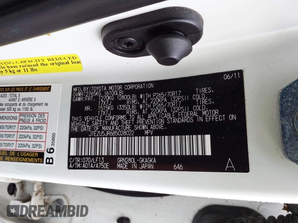 2011 Toyota 4Runner SR5 with VIN JTEZU5JR6B5028022, listed as a IAAI auction lot 42117576 with 246,000 mi miles and . Bid and sale history available at DreamBid. Image 9.