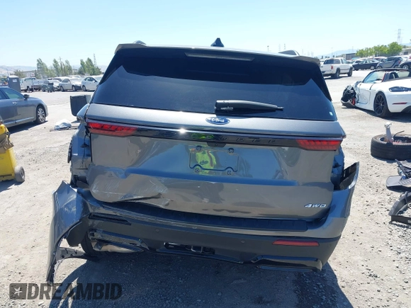 2025 Ford Explorer ST-Line with VIN 1FMUK8KH0SGA40629, listed as a IAAI auction lot 42305808 with 10,078 mi miles and . Bid and sale history available at DreamBid. Image 17.