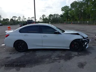 2021 BMW 3 Series M340i xDrive with VIN 3MW5U9J03M8B94898, listed as a IAAI auction lot 41611425 with 38,614 mi miles. Bid and sale history available at carsss.com. Image 13.