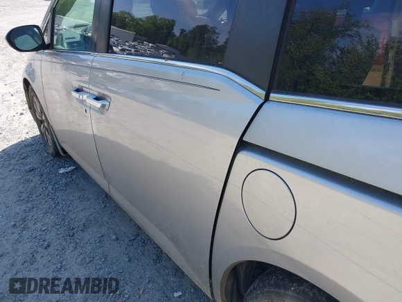 2014 Honda Odyssey EX with VIN 5FNRL5H44EB066739, listed as a IAAI auction lot 42073712 with Not Provided miles and . Bid and sale history available at carsss.com. Image 21.