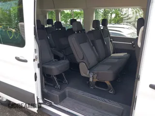 2022 Ford Transit Passenger XL with VIN 1FBAX2X89NKA78929, listed as a IAAI auction lot 42493797 with 35,885 mi miles and . Bid and sale history available at DreamBid. Image 8.