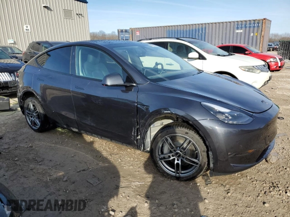 2024 Tesla Model Y Long Range with VIN 7SAYGDEE4RA281227, listed as a Copart auction lot 48356305 with 16,839 mi miles and Salvage Title. Bid and sale history available at DreamBid. Image 4.