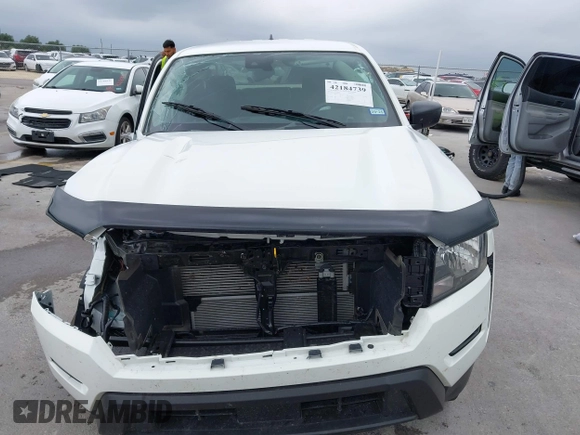 2022 Nissan Frontier SV with VIN 1N6ED1EJ4NN696435, listed as a IAAI auction lot 42184739 with 13,770 mi miles and . Bid and sale history available at DreamBid. Image 6.