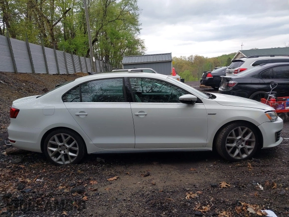 2014 Volkswagen Jetta GLI с VIN 3VW4T7AJ7EM315601, выставлен на аукционе IAAI как лот 42190687 с пробегом 113 220 миль миль и . История ставок и продаж доступна на DreamBid. Изображение 13.